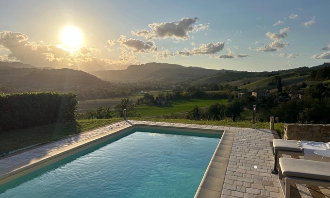 Montelparo Otro | Casa Capriola - Summer Vibes with a view, between sea and mountains! Full Airco