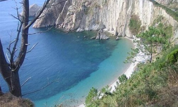 Valdés Cabaña | Apartamentos Casa Carín (4 personas+suplet.) Situado entre Luarca y Cudillero