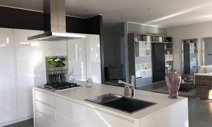 Borgonuovo Apartamento | Casa Carla La Suite, con vista del verde dei Colli Bolognesi