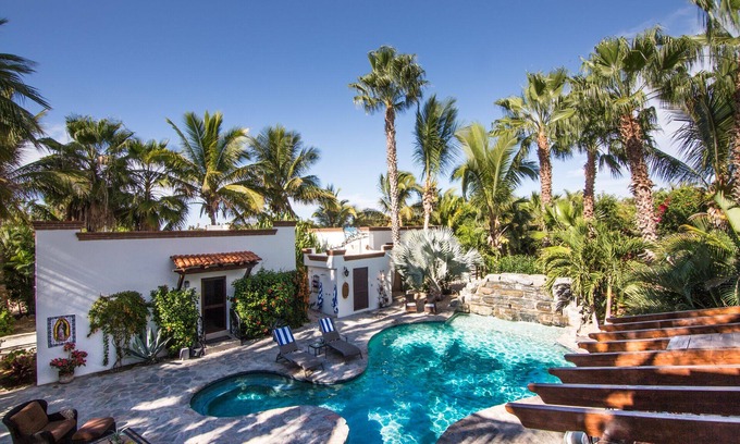 El Pescadero Casa | Casa Cascada Pool casita Un oasis privado a solo minutos de la playa!