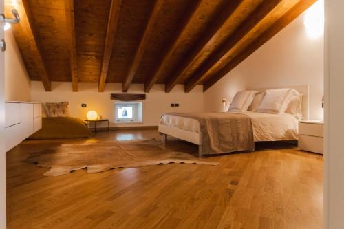 Clusone Apartamento | Casa Celeste