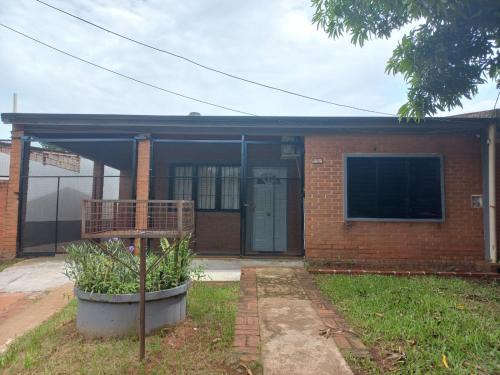 Posadas Apartamento | Casa cerca del centro con cochera