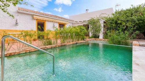 Pizarra Casa | Casa Cerralba Pizarra by Ruralidays