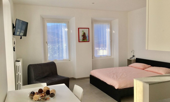 Pettenasco Apartamento | Casa Cesira - primer piso vista al lago Orta