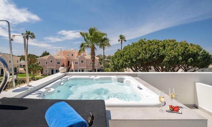 Vale do Lobo Apartamento | Casa Ch'i - Vale de Lobo
