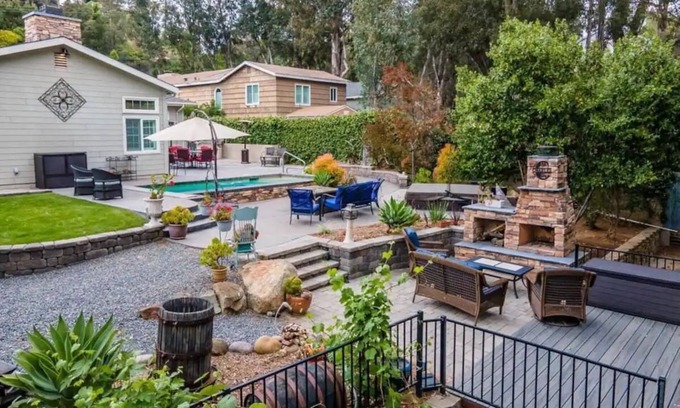 Mount Helix Casa | Casa Charles a private Villa in the foothills of Mt Helix in La Mesa, CA.