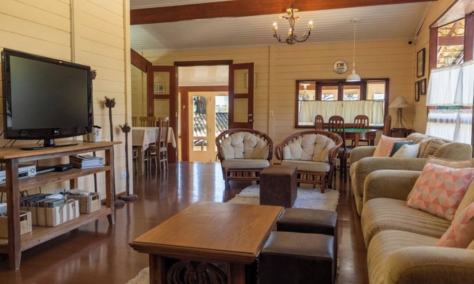 Alto da Boa Vista Casa | Casa Charmosa com Lareira e Espaço de Lazer