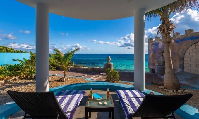 Isla Mujeres Casa | Villa Caribbean Ocean de 2 dormitorios (con apartamentos opcionales de 3er y 4to dormitorio / estudio)