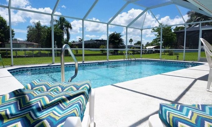 Yacht Club Casa | Casa Clara