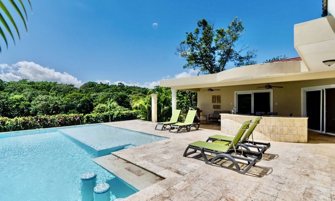 La Mulata Villa | CASA COCO-PALMA Jacuzzi Premium de 2 dormitorios / 2 baños en la Casa Linda