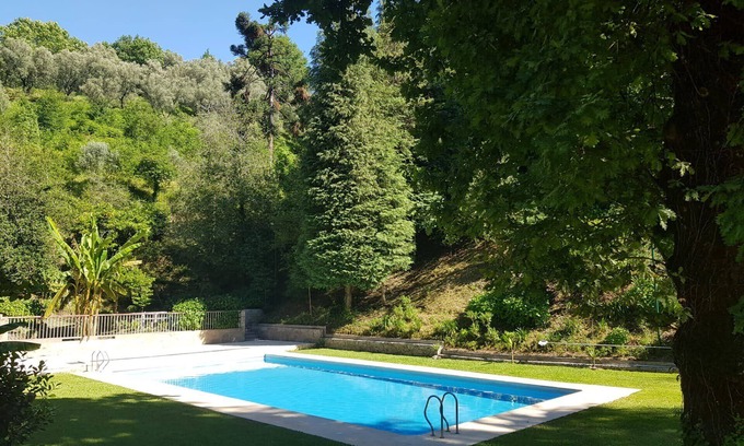 Cabril Cabaña | Casa Colina and Casa Lobos