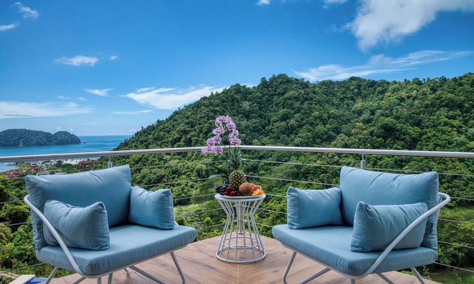 Jacó Casa | Casa Colochos at Los Suenos Resort