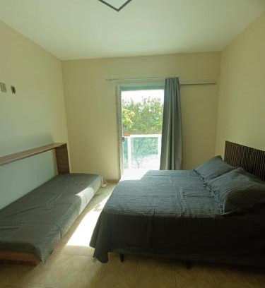 Nova Nazare Casa | Casa com 3 suítes, terraço com churrasqueira e vista para o vale
