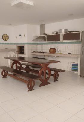 Cachoeira do Bom Jesus Casa | Casa com 6 suítes e piscina, a 160m da praia, 8km UniPRF