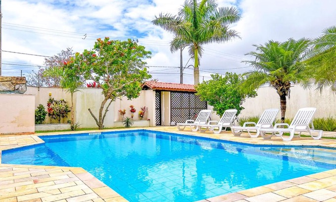 Itanhaem Casa | Casa com churrasqueira e piscina em Itanhaem
