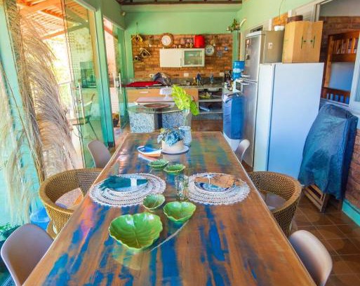 Centro Casa | Casa com os pés no mar em Iriri ES