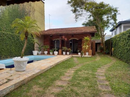 Itanhaem Casa | Casa com piscina a 300mts do mar