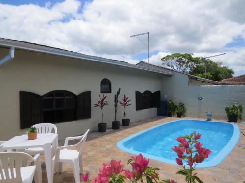 Pontal do Parana Casa | Casa com Piscina e Churrasqueira perto da Praia