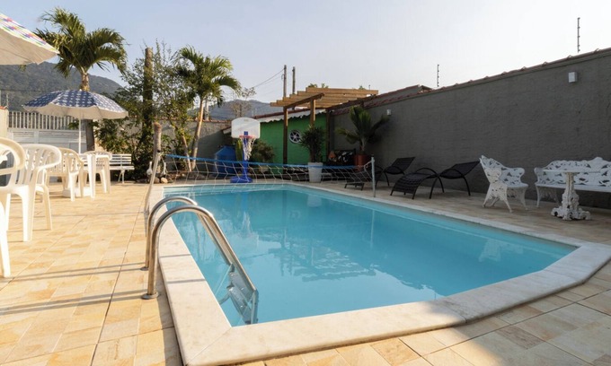 Jardim Veneza Casa | Casa com piscina próx a Praia em Peruíbe/SP