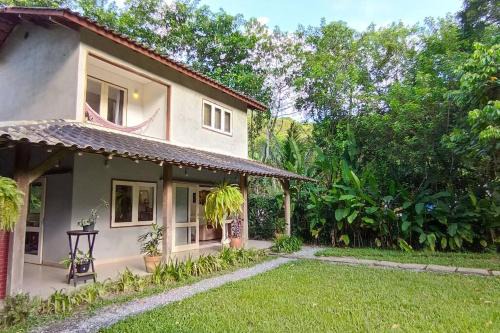 Paraty Apartamento | Casa com Quintal Ideal para o Pet e Churrasqueira