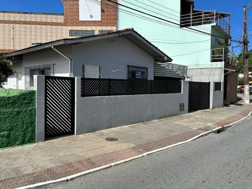 Barra da Lagoa Casa | Casa com suíte perto da praia