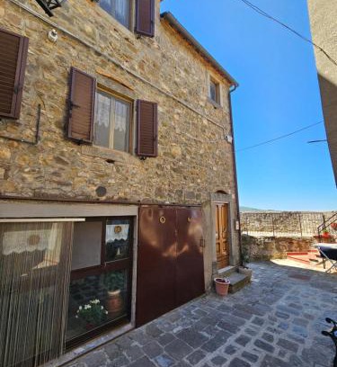 Castel del Piano Casa | casa con 2 camere in borgo medievale