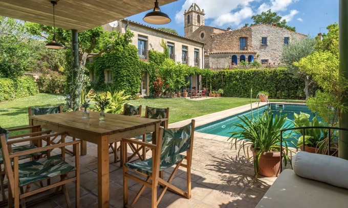 Llofriu Casa | Costa Brava Villa – Private Pool & Garden