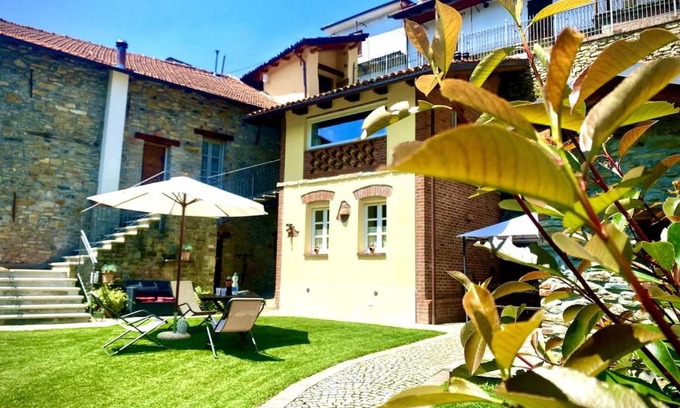 Grognardo Casa | Casa con giardino monferrato Il Fienile