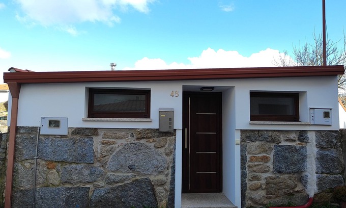 O Grove Casa | Casa con jardín y asador privado.
