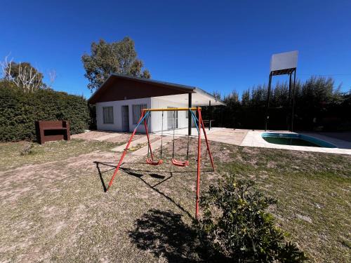San Rafael Casa | Casa con pileta privada en complejo de cabañas CABLE A TIERRA Syrah San Rafael
