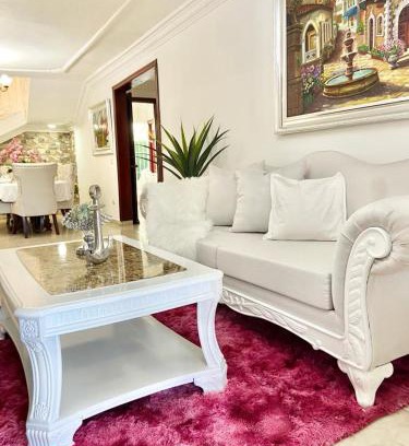 La Romana Casa | Casa con piscina Romana del Oeste