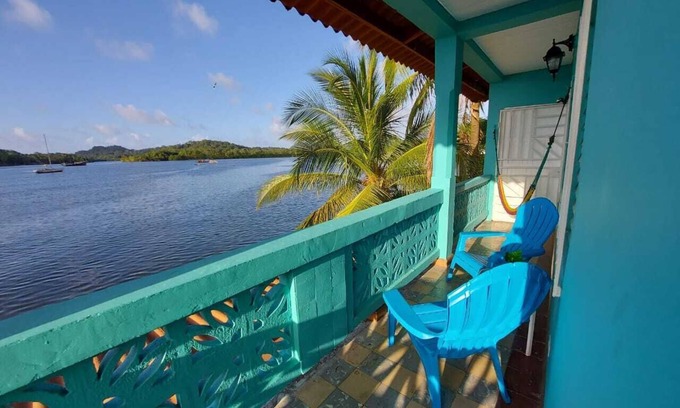 Portobelo Cama Y Desayuno | Casa Congo - Rayo Verde - Restaurante