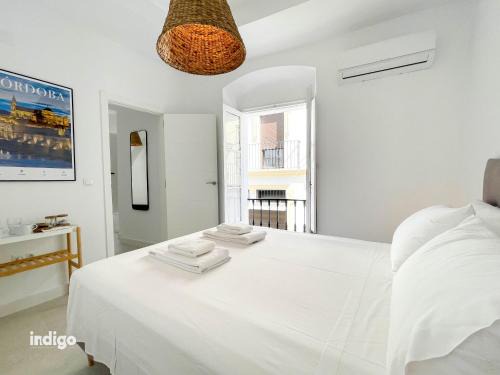 Ayamonte Casa | Casa Cristóbal Colón habitaciones con vistas a Semana Santa y Fiestas
