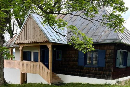 Marisel Chalet De Esquí | Casa cu copaci Romanian historical farmhouse