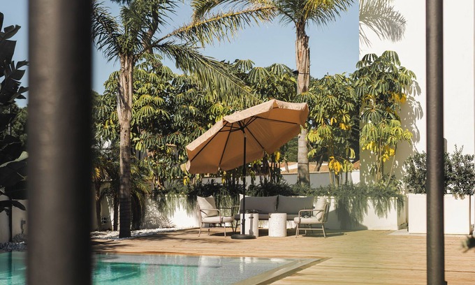 Chiclana de la Frontera Hotel | Casa Cuatro Boutique Hotel - Adults Only
