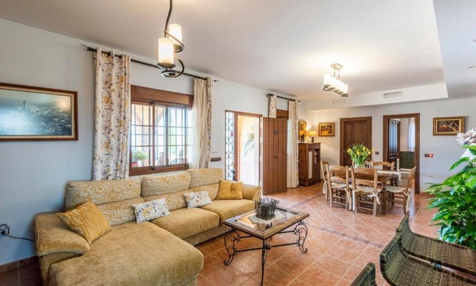 Almogia Casa | Casa Cuatro Vientos Almogía by Ruralidays