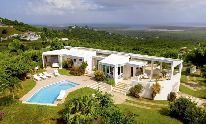 Florida Casa | NUEVO LISTADO 2019 Vistas del Atlántico y el Caribe con piscina y brisa suave