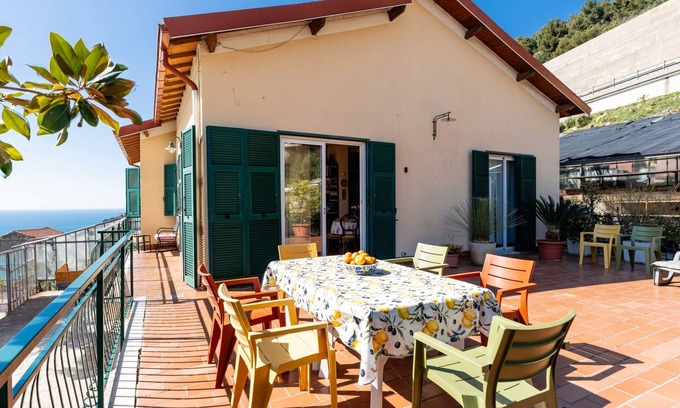 Ospedaletti Casa | Casa Cycas by Interhome