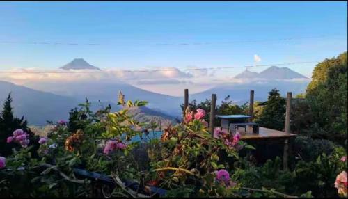 Antigua Guatemala Cabina | Casa de Flores Bosque y Volcanes