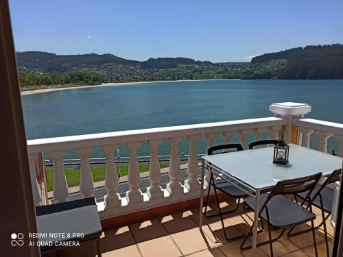 Cerdeira Casa | Casa da Costa - Piso con galería y terraza con vistas al mar