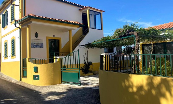 Miranda do Corvo Casa | Casa da Luz - Country House with Terrace