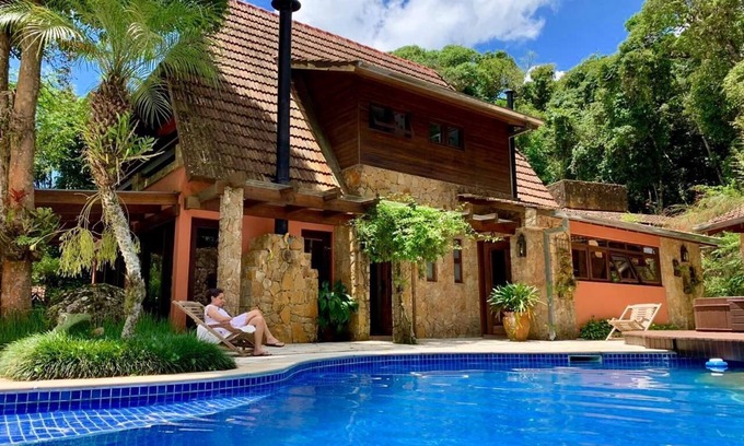 Atibaia Casa | Casa de montaña en Atibaia - en Condominio.