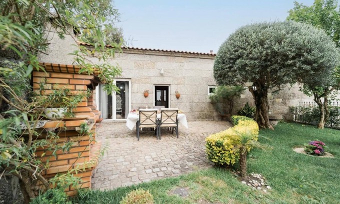 Vieira do Minho Cabaña | Casa Da Torre- Villa