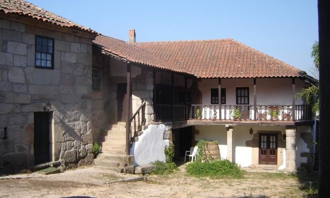 Chaves Casa | Casa de la Varanda / Quinta de Santa Isabel - Two-Bedroom Apartment