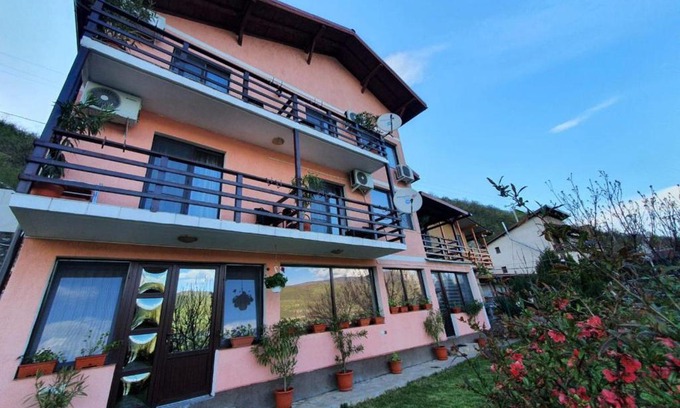 Dubova Casa | Casa Darian