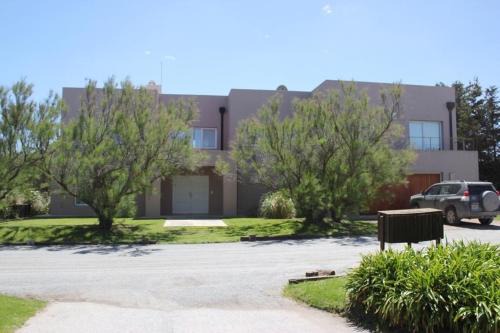 Necochea Casa | Casa De Alta Categoría Ubicada En Barrio Medanos Frente Al Mar