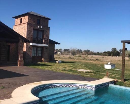 Partido de Monte Casa | Casa de campo en club privado Benquerencia