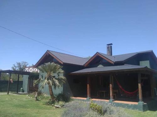 Capilla del Monte Chalet De Esquí | Casa de campo con hermosa vista a las sierras