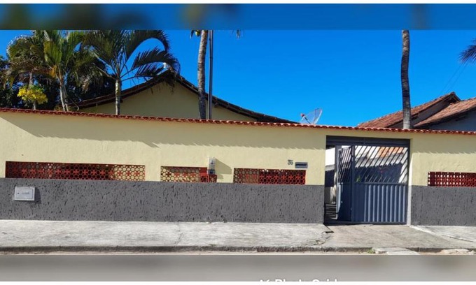 Prado Casa | Casa de férias Amarela em Prado