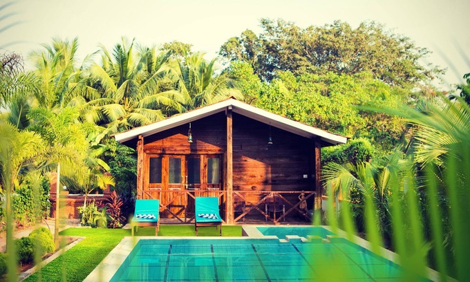 Parra Villa | Casa De Ganglas - Villa privada con piscina